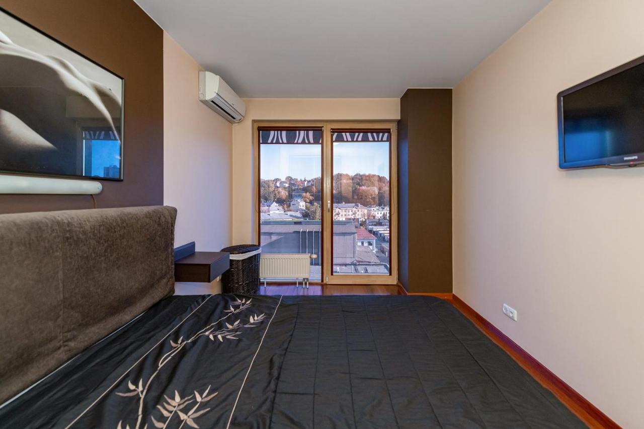 Panoramic City Centre Apartment By Polo Apartments Kaunas Esterno foto