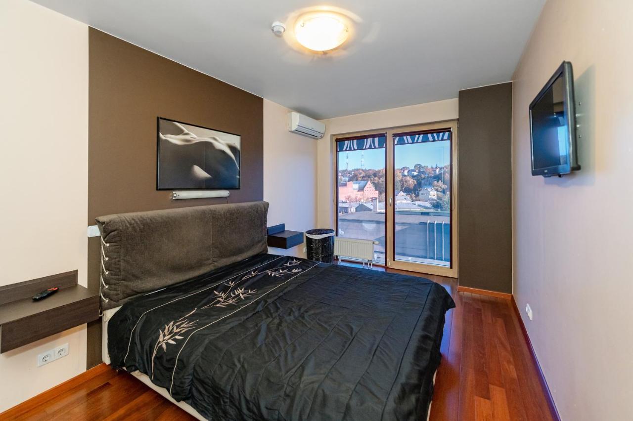 Panoramic City Centre Apartment By Polo Apartments Kaunas Esterno foto